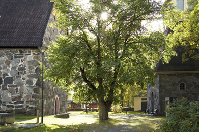 Tiedosto:20100517060137!Lammi kirkko2 2009.jpg