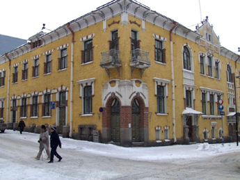 Tiedosto:Anniskeluyhtion talopieni.jpg