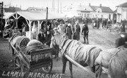 Tiedosto:180px-Lammi markkinat 1934pieni.jpg