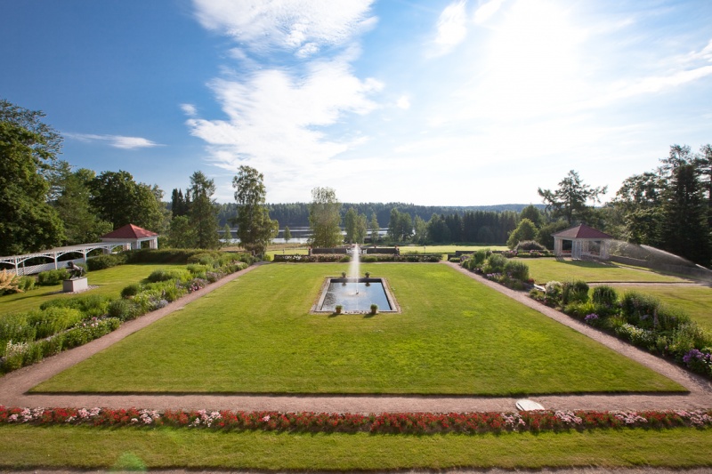 Tiedosto:800px-Maisema Hahkialasta järvelle.jpg