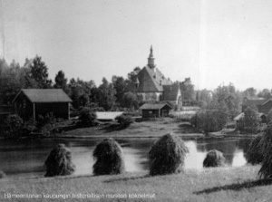 Tiedosto:300px-Renko museo kirkko1.jpg