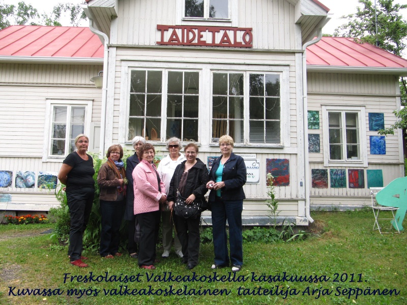 Tiedosto:800px-Freskolaiset Valkeakoskella 2011.jpg
