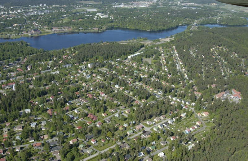 Tiedosto:800px-04075 25-1-.jpg