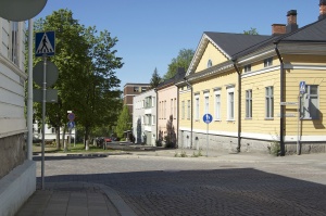 Tiedosto:300px-Hallk32 uusi.jpg