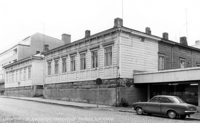 Tiedosto:400px-Hallk10 A3579.jpg