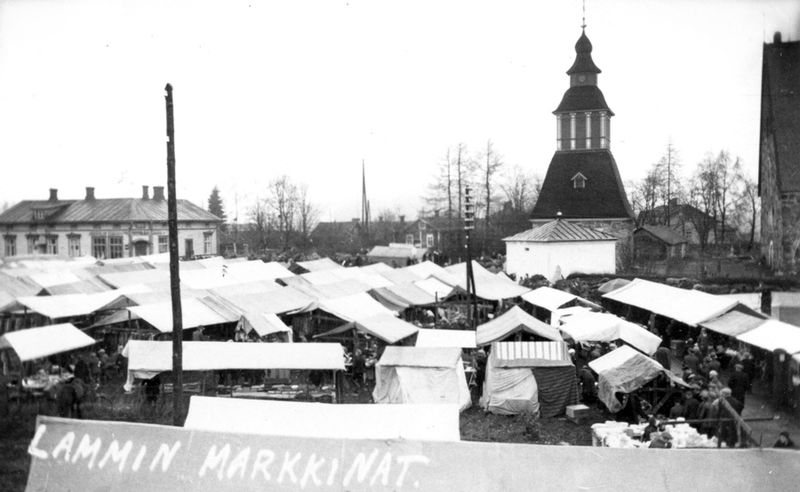 Tiedosto:Lammi markkinat 1934 2 pieni.jpg