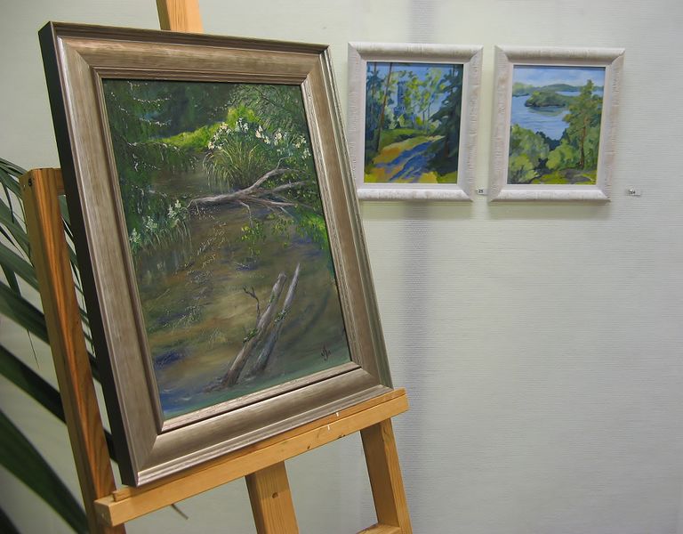 Tiedosto:Vuosinayttely 2015 yleiskuva 3.JPG