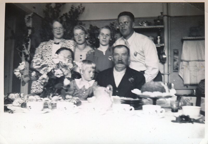 TAM 20161101 0001 a.jpg