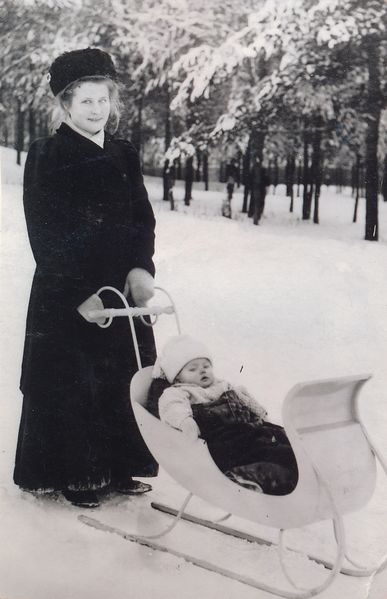 Tiedosto:Anna Laine.jpg