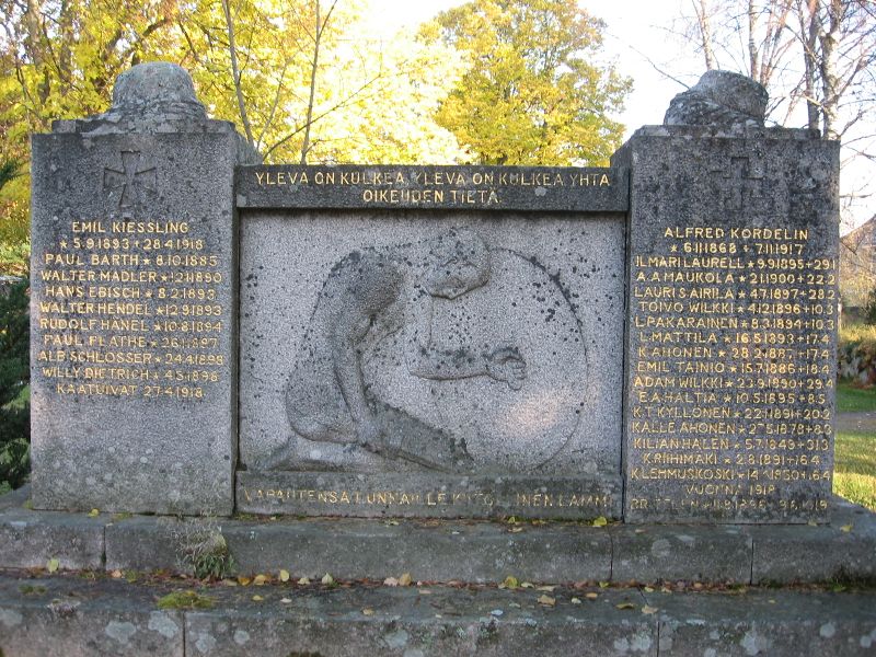 Tiedosto:Valkoisten muistomerkki.jpg