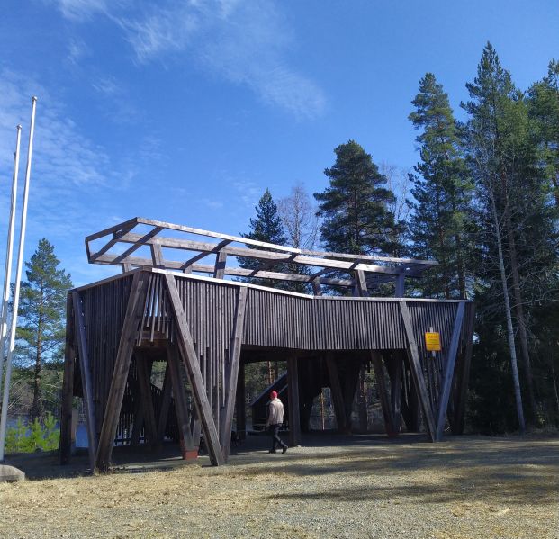 Tiedosto:Kajasteen maisematorni 2.jpg