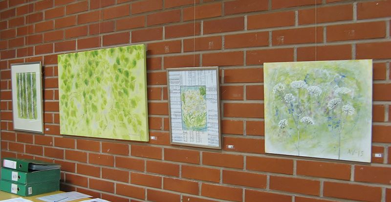 Tiedosto:Vuosinayttely 2015 yleiskuva 4.JPG