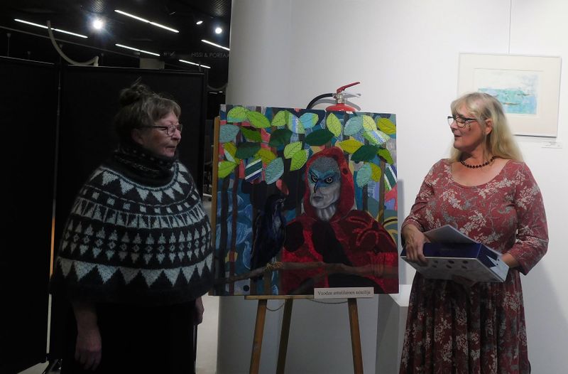 Tiedosto:Elina ja Anne ja Holohonka 31102022.JPG