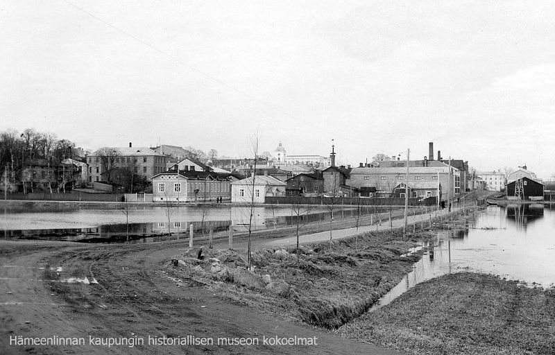 Tiedosto:Etelakatu alku A1529.jpg